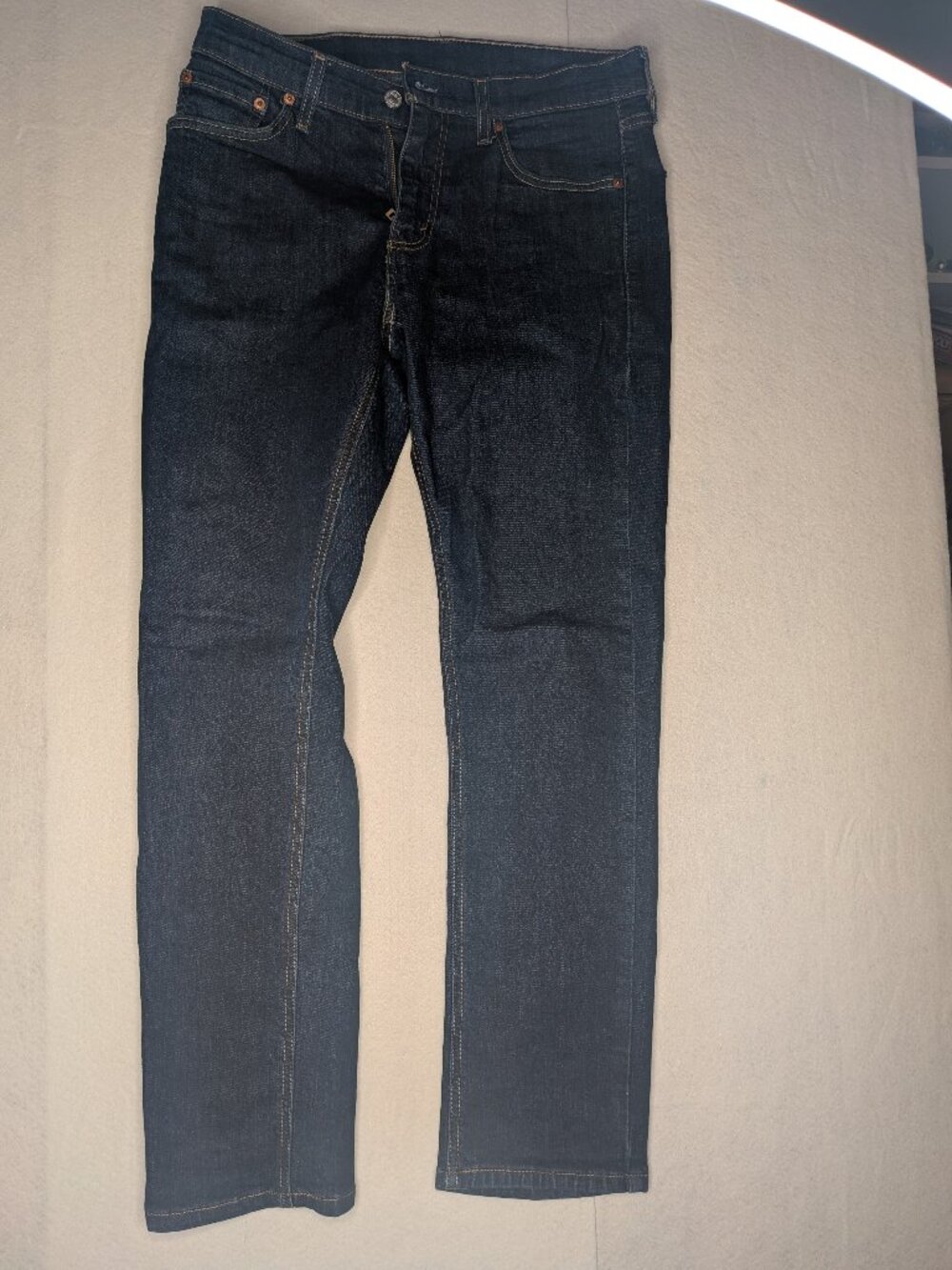 Levi's 541 31 x 30 dark wash jeans